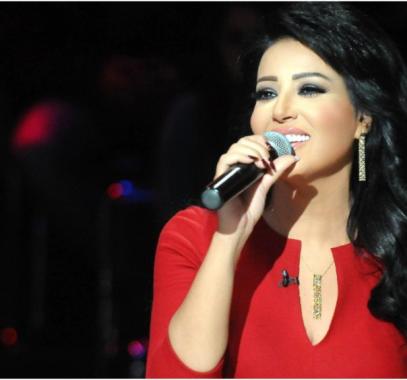  الفنانة المصرية سمية الخشاب