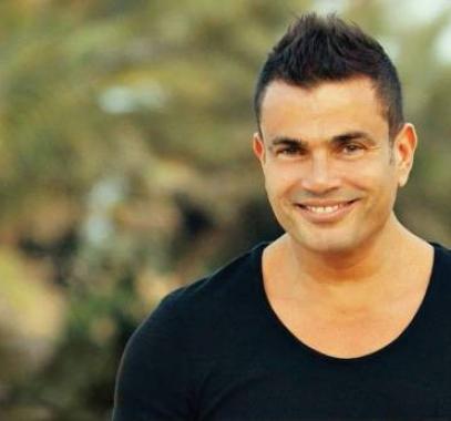 عمرو دياب يشعل مواقع التواصل بهذه الصورة.. شاهدوا كيف بدا!