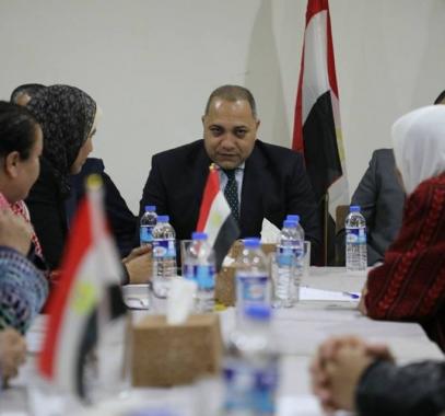 بالصور: الوفد الأمني المصري يلتقي بقيادات المرأة في القطاع