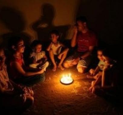 الحكومة تحمل حماس المسؤولية عن أزمة الكهرباء في قطاع غزة.jpg