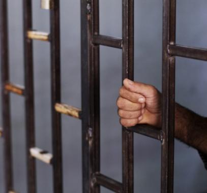 نادي الأسير يوضّح أكثر الحالات المرضية صعوبة داخل سجون الاحتلال.jpg