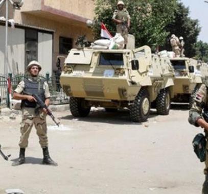 10 شهداء في هجوم إرهابي استهدف قوات الجيش المصري بسيناء