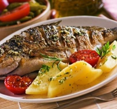 سمك بالزيت والليمون 2_1436551863.jpg