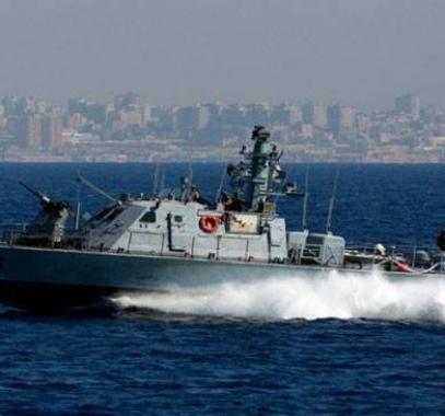 زورق إسرائيلي يخترق المياه الإقليمية اللبنانية