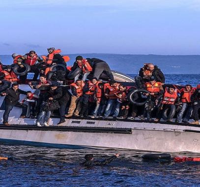 إنقاذ نحو 250 مهاجرا قبالة السواحل الليبية.jpg