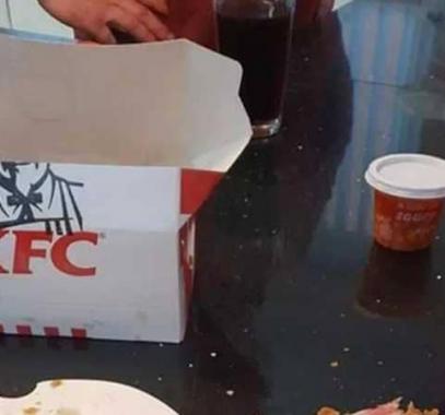 بريطانية فتحت علبة 