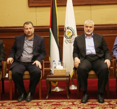 صحيفة عبرية تكشف عن أسباب دفع إتمام التسوية بين 