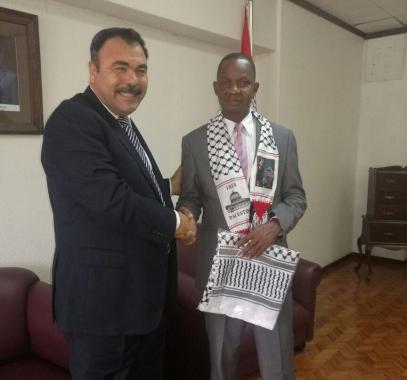 السفير الفلسطيني لدى موزمبيق يلتقي السكرتير العام لحزب 