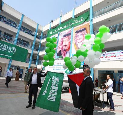 السعودية تُرسل 15 ألف كغم من اللحوم إلى قطاع غزة.jpg