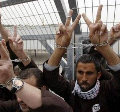 أربعة أسرى يدخلون أعوامًا جديدة في سجون الاحتلال