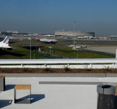 مقتل رجل بعملية أمنية بمطار جنوب باريس.jpg