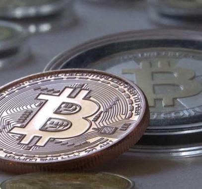 حملة على بيتكوين بسبب 