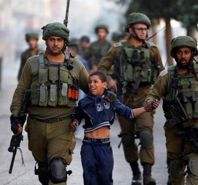 اعتقال طفل.jpg