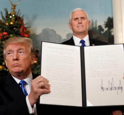 مؤتمر في لندن يندد بقرار ترمب بشأن القدس المحتلة.JPG