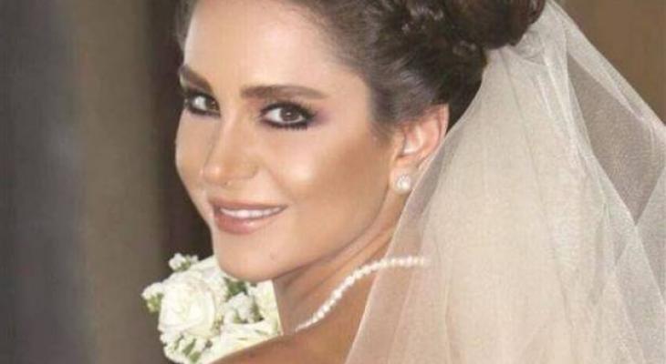بالصور : هذه النجمات العربيات لم تنجبن.. فمادا يخفون لعام 2017؟