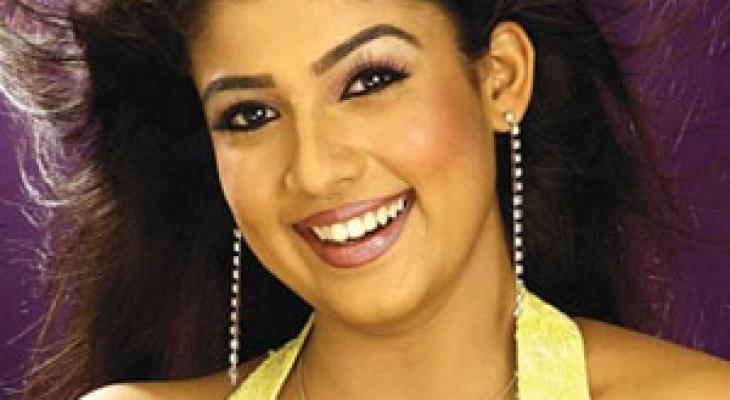 Nayan Thara 000011