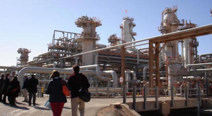 مسؤول: الجزائر تعزز التنقيب عن النفط في العام القادم