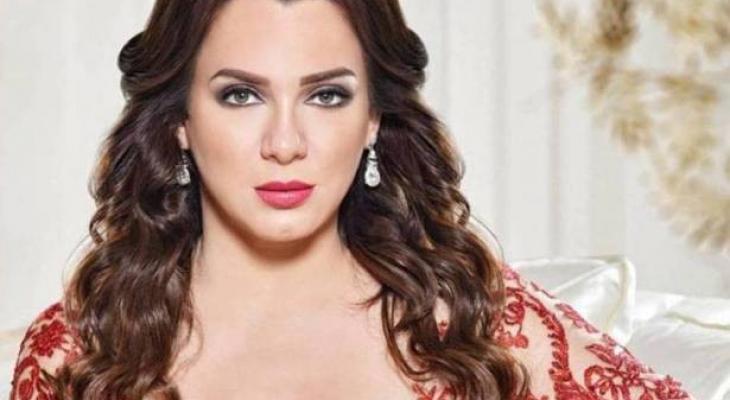 بالصورة: هكذا بدت سلاف فواخرجي من دون مساحيق التجميل!