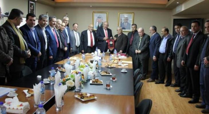 القدس المفتوحة تبحث التعاون مع وفد من جامعة الزرقاء الأردنية