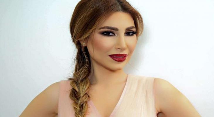بالصور :  يارا تفاجئ جمهورها بـ “لوك جديد”