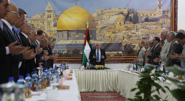 الرئيس يدعو القيادة الفلسطينية لاجتماع عاجل عقب إزالة الكاميرات والبوابات