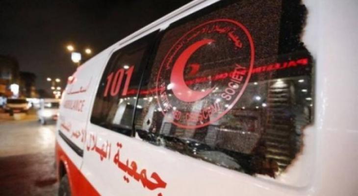 إصابة 6 مواطنين إثر حادث سير بين مركبتين شمال الخليل 