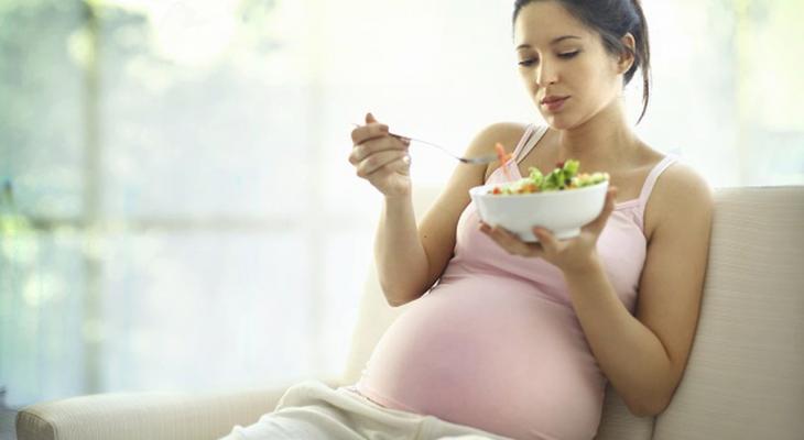 أطعمة: لكى سيدتي "الحامل" مهمة لتنمية و سلامة مخ "الجنين"