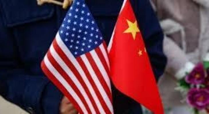 "الصين" ترضي "أميركا"  وتبقي سعر اليوان مستقرا