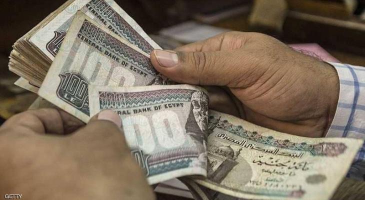 مصر "تحدد سعر الدولار" مقابل الجنيه في الموازنة