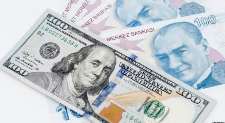 انخفاض كبير "لليرة" التركية أمام "الدولار"