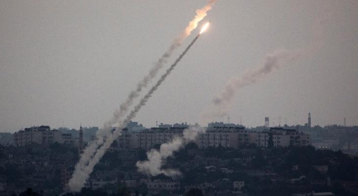 غزّة: المقاومة تُطلق نحو 50 صاروخًا بعيد المدى صوب البحر 