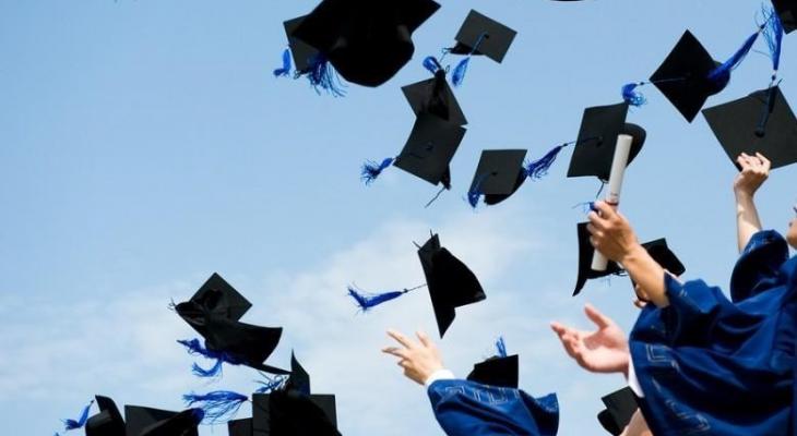 "التعليم العالي" تعلن عن توفر منح دراسية في تايلند ورومانيا 
