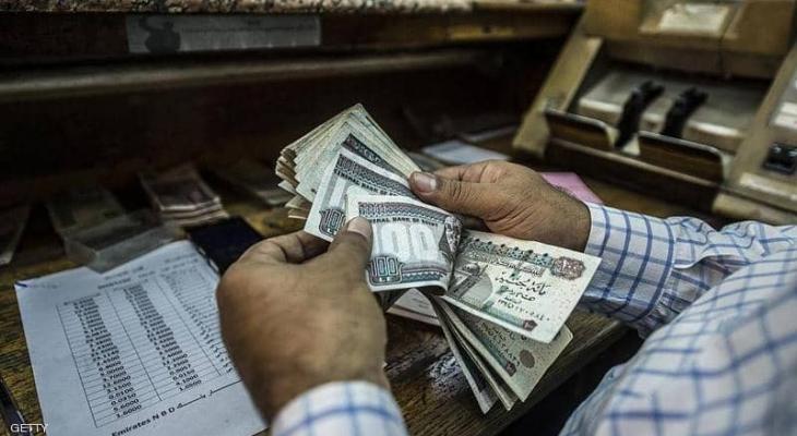 مصر: تسعى لزيادة الإيرادات من "ضريبة السجائر"