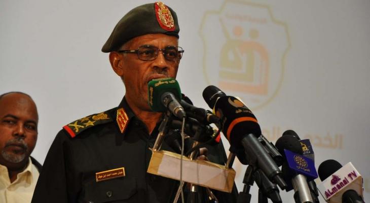 السودان: بن عوف يُعلن تنحيه عن رئاسة المجلس العسكري الانتقالي