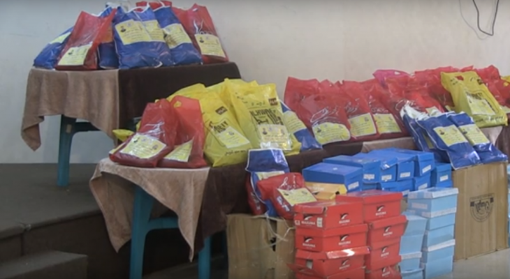 شاهد بالفيديو: كتلة "فتح" البرلمانية تُوزّع كسوة العيد لأطفال معهد الأمل للأيتام