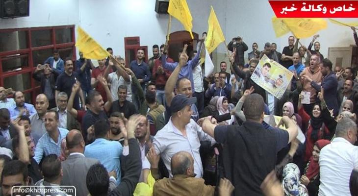 شاهد بالفيديو: لحظة الإعلان عن فوز قائمة الشهيد ياسر عرفات انتخابات الصيادلة في غزّة