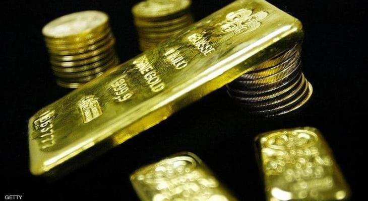 "قلق الأسواق" يرفع سعر الذهب