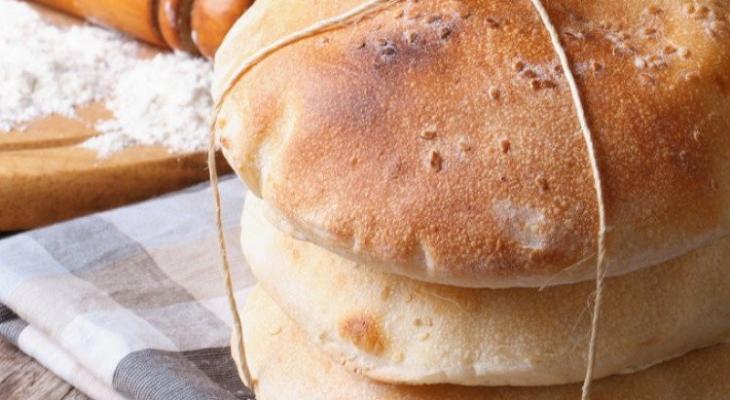 طريقة عمل "الخبز العربي"