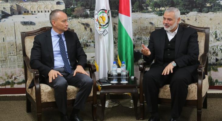 بدء اجتماع حركة حماس مع ملادينوف في غزّة