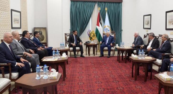 الرئيس عباس يستقبل وفد المخابرات المصري برام الله