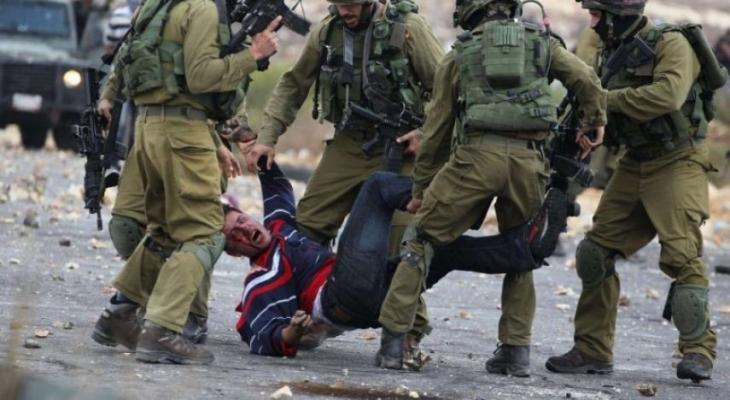 قوات الاحتلال تعتدس على شاب فلسطيني
