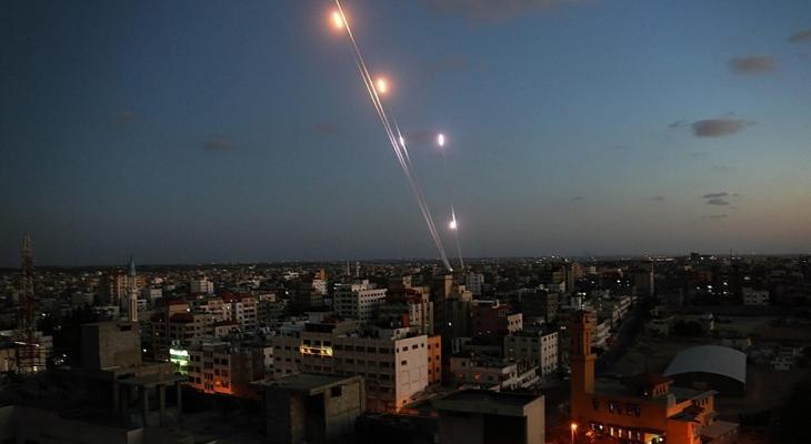 إطلاق قذائف صاروخية من غزّة صوب مستوطنات الغلاف
