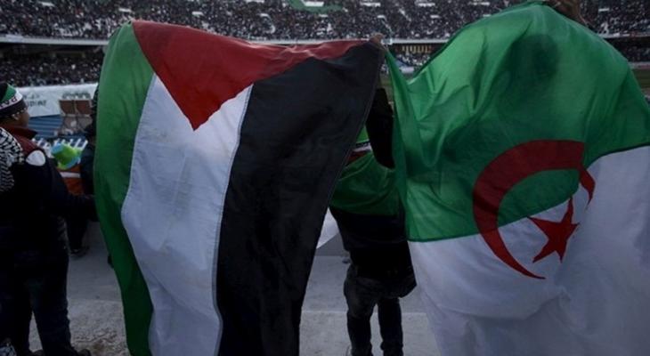 جزائريون يُترجمون حبهم لفلسطين بالكتابة عن أسراها وقضاياها العادلة