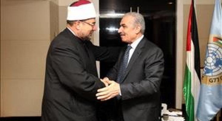 اشتيه خلال لقاء وزير الاوقاف المصري