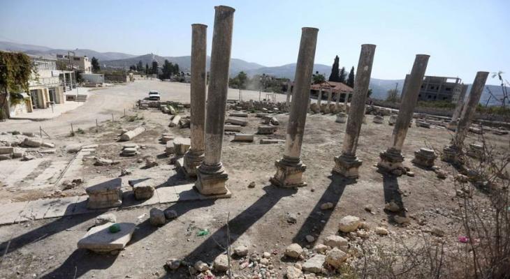 قوات الاحتلال تداهم الموقع الأثري في سبسطية