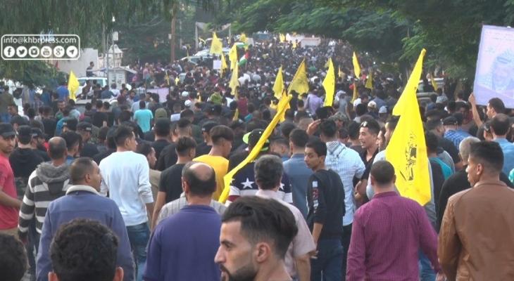 شاهد: الآلاف يُحيون ذكرى استشهاد الزعيم ياسر عرفات بغزّة