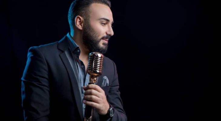 شاهد: هيثم دسوقي يُطلق فيديو كليب لأغنية "مش عم تسأل"