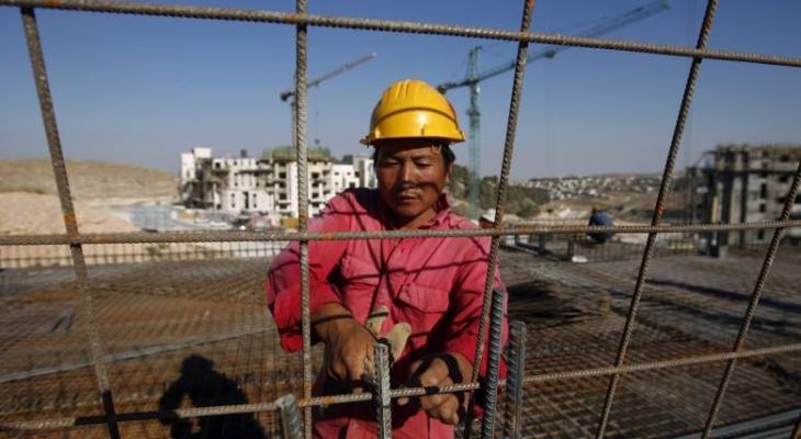 صحيفة عبرية تكشف عن عدد العمال الذين لقوا مصرعهم في "إسرائيل"