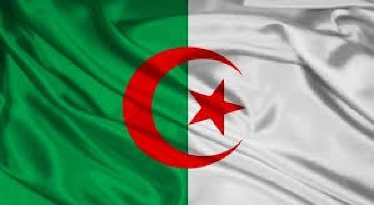 الجزائر: تتخذ تدابير اقتصادية "فورية" لمواجهة تدهور النفط