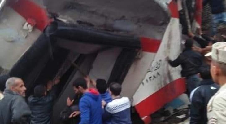 شاهد: إصابات إثر تصادم قطارى ركاب بخط الصعيد بين إمبابة ورمسيس بمصر